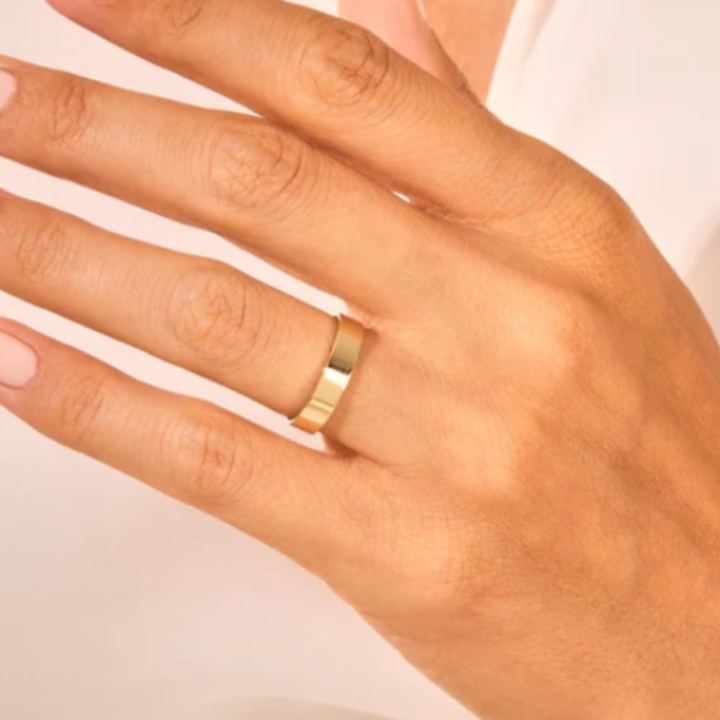 Johana – prsten solitaire s okruglim dijamantom