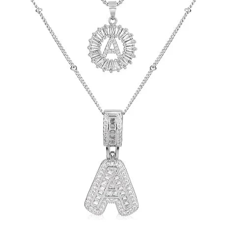 Set ogrlica s inicijalima od moissanitea