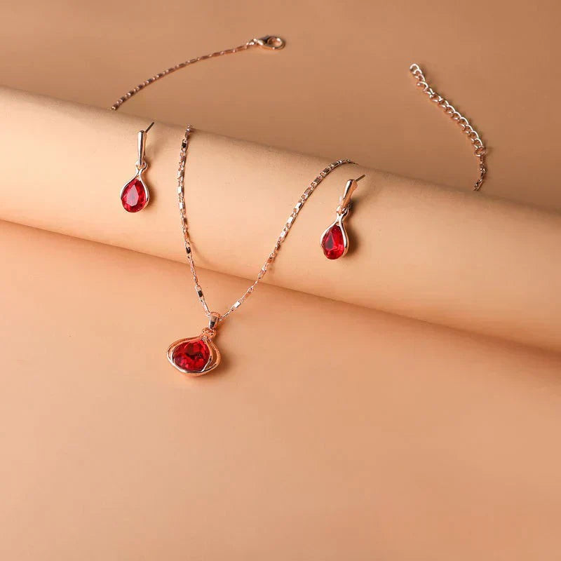 Zara – Ruby set s diskretnim privjeskom